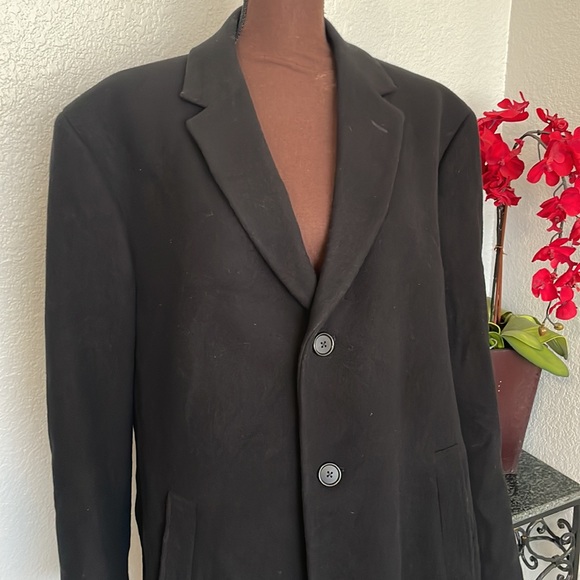 Jos. A. Bank 100% Wool Long Black Overcoat 46R - Picture 2 of 8
